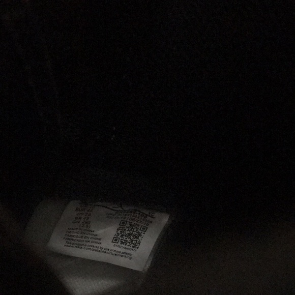 Jordan 1’s FEARLESS size 11 new with box - Picture 10 of 12